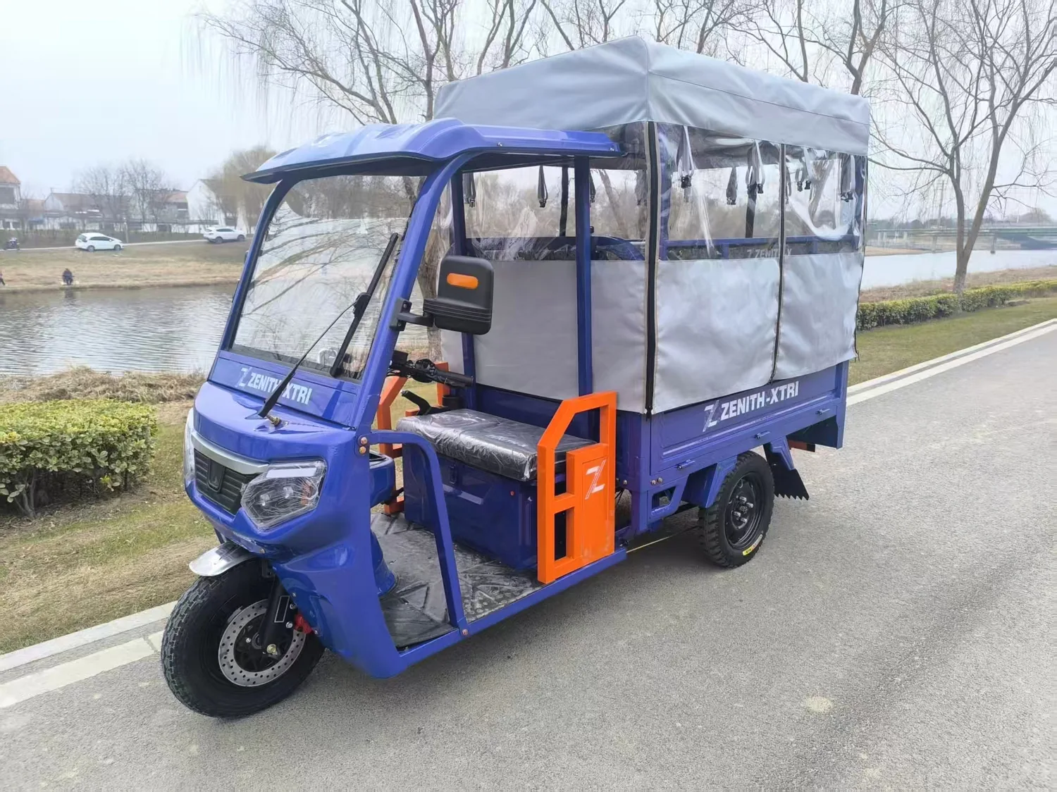 Riferimento triciclo elettrico da carico con tettuccio da 1,6 m 2